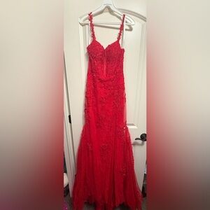 Elegant Red Lace Prom Dress